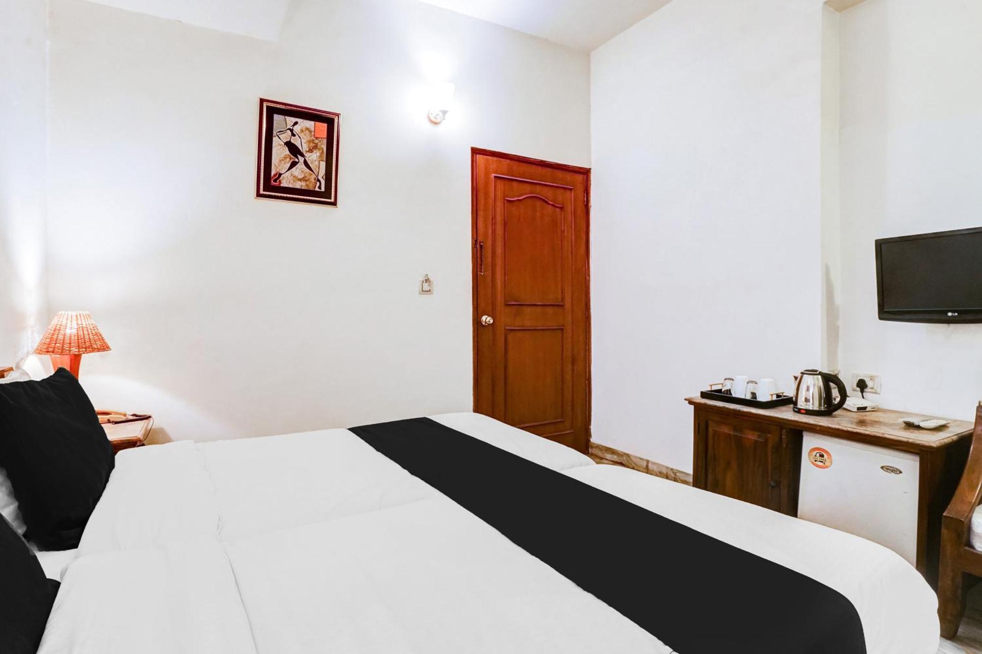 Super Hotel O Sansarchandra Road Formerly Luna Rosa Jaipur Dış mekan fotoğraf
