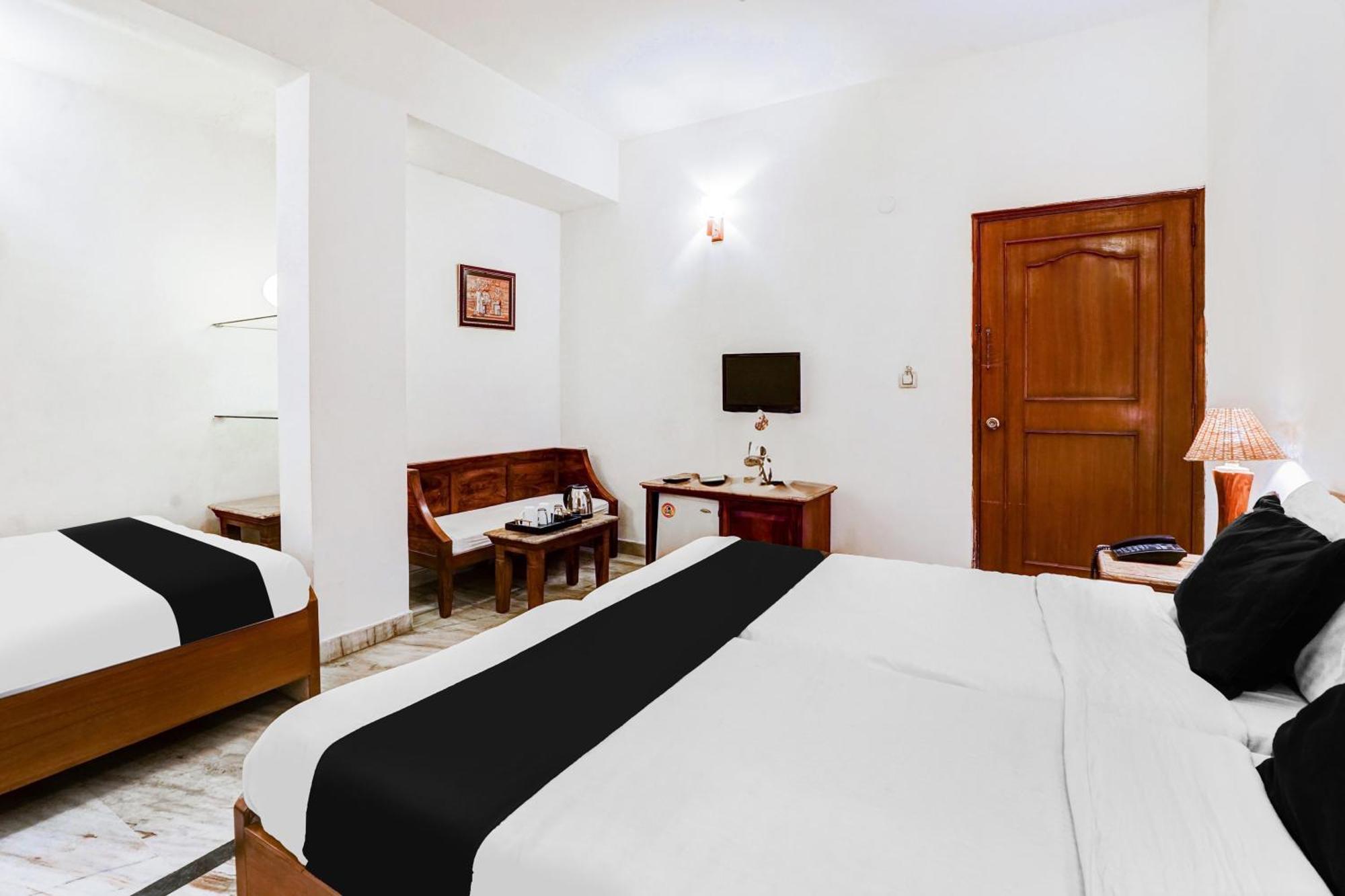 Super Hotel O Sansarchandra Road Formerly Luna Rosa Jaipur Dış mekan fotoğraf